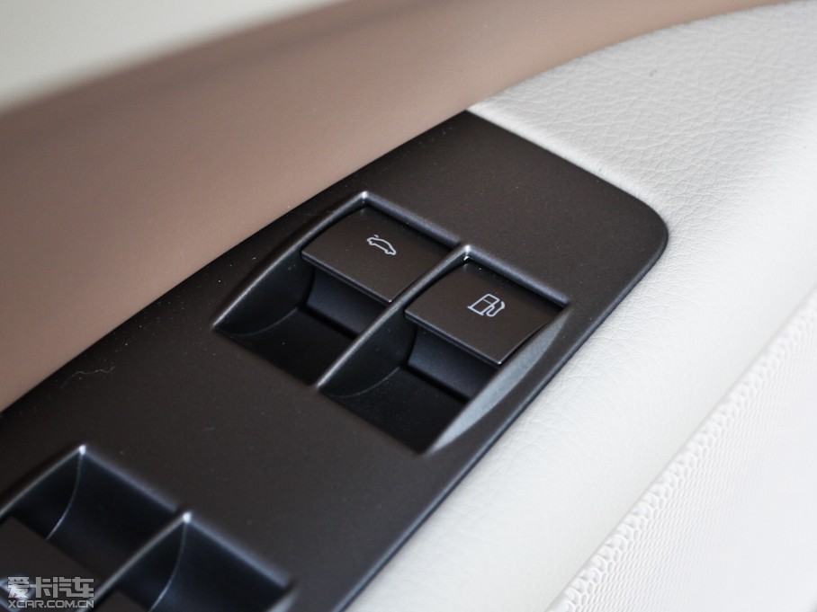 2011xv 3.6L 5LIndividual