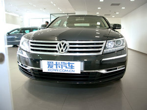 2011款3.6L 5座加长商务版 整体外观
