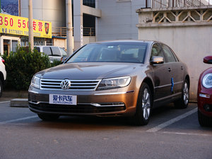 2011款3.6L 5座加长商务版 左前45度