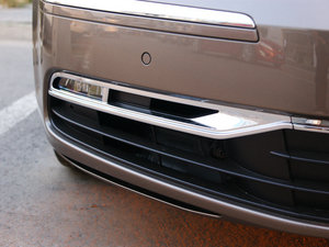 2011款3.6L 5座加长商务版 细节外观