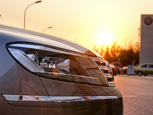 2011款3.6L 5座加长商务版 细节外观