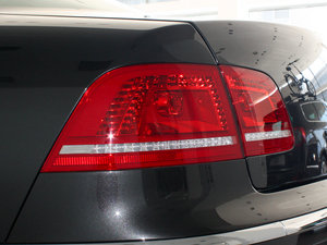 2011款3.6L 5座加长商务版 细节外观