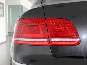 2011款3.6L 5座加长商务版 细节外观