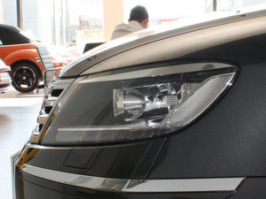 2011款3.6L 5座加长商务版 细节外观