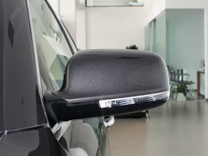 2011款3.6L 5座加长商务版 细节外观