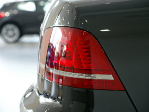 20113.6L 4LIndividual ^