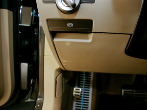 20113.6L 4LIndividual п؅^