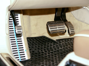 20113.6L 4LIndividual g