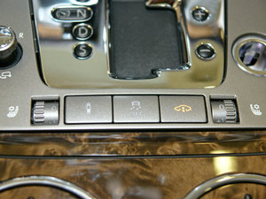 20113.6L 4LIndividual п؅^