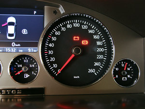 2011款3.6L 4座加长Individual 中控区