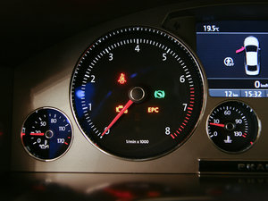 2011款3.6L 4座加长Individual 中控区
