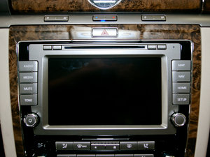 2011款3.6L 4座加长Individual 中控区