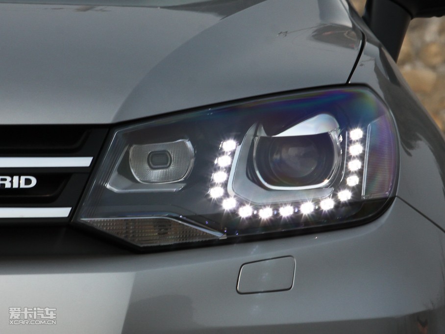 2011;JԴ 3.0TSI Hybrid