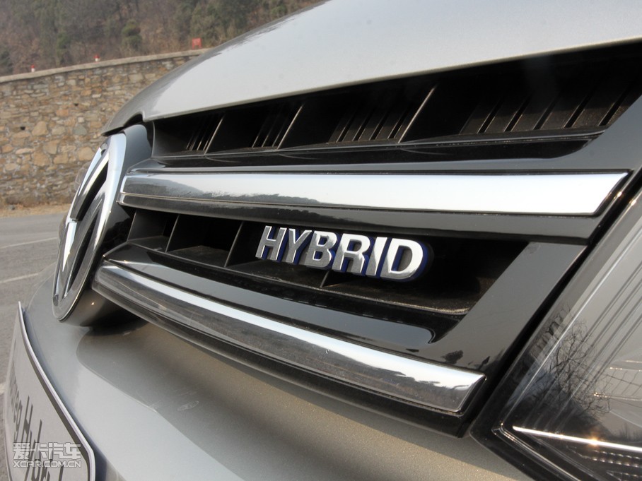 2011;JԴ 3.0TSI Hybrid