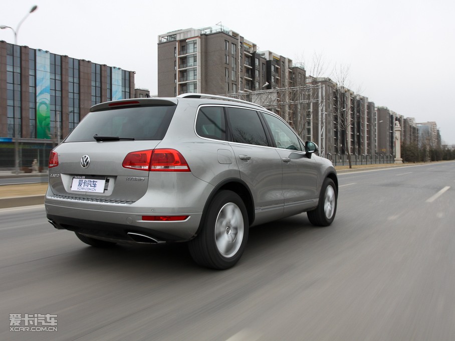 2011;JԴ 3.0TSI Hybrid