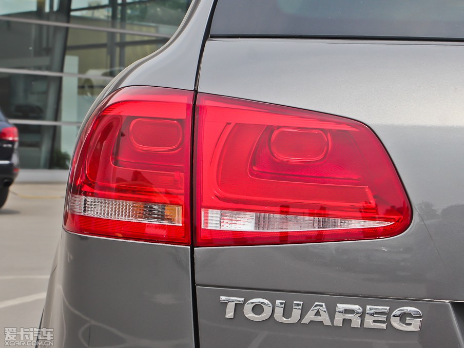 2011��;�J 3.0TSI ���A��