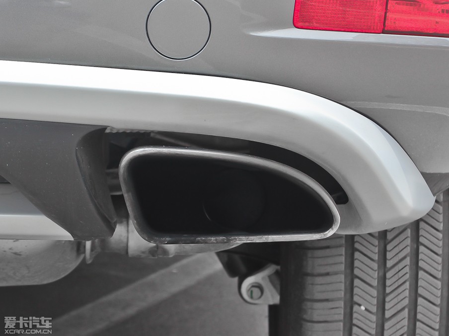 2011��;�J 3.0TSI ���A��