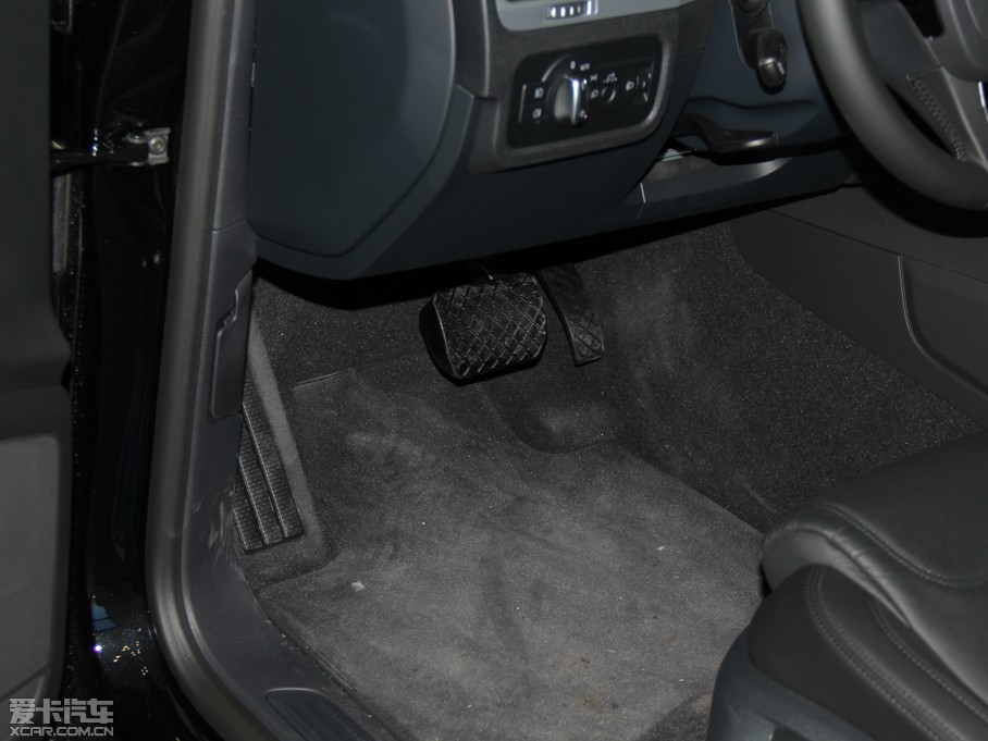 2011; 3.0TSI 