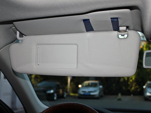 2011款3.0TSI 高配型 空间座椅