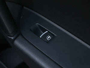 2011款3.0TSI 高配型 空间座椅