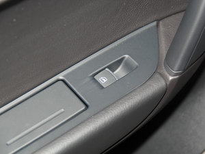 2011款3.0TSI 标配型 中控区