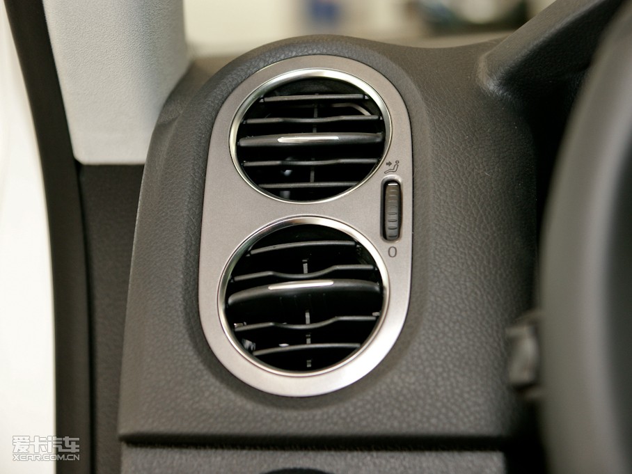 2011Tiguan 2.0T R-Line