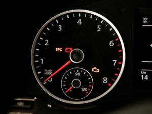 20112.0T R-Line п؅^