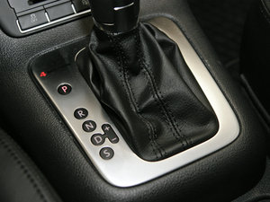 2011款2.0T R-Line 中控区