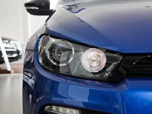 20112.0 TSI (x)(ji)^