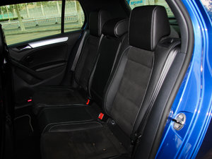 2011款2.0T 后排座椅