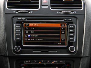 2011款2.0T 中控区