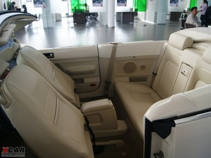2009款2.0L 敞篷顶配版 空间座椅