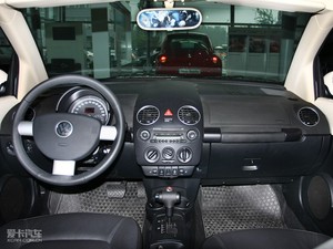 2009款2.0L 敞篷基本版 内饰全景