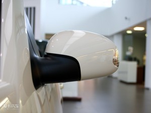 2009款2.0L 敞篷基本版 后视镜