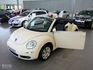 2009款2.0L 敞篷基本版 整体外观