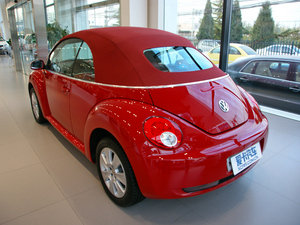 2009款2.0L 敞篷顶配版 整体外观