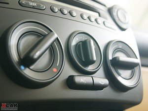 2009款2.0L 敞篷顶配版 空调调节