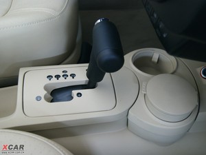 2009款2.0L 敞篷顶配版 换挡杆