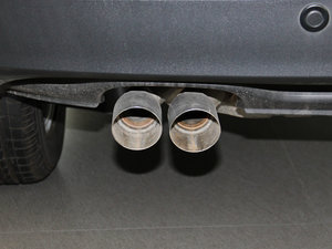 2012款2.0TSI 舒适版 排气管