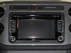 2012款2.0TSI 舒适版 音响调节
