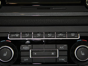 2012款2.0TSI 舒适版 中控区