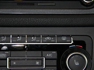 2012款2.0TSI 舒适版 中控区
