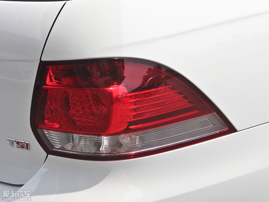 2011Golf܇(ch) 1.4T A