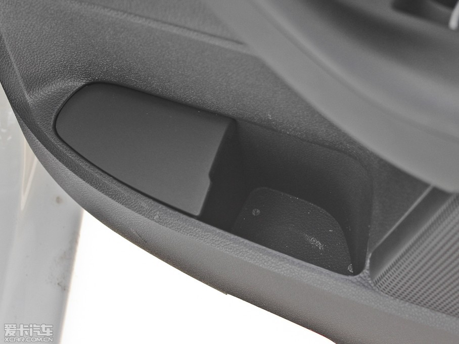 2011Golf܇(ch) 1.4T A