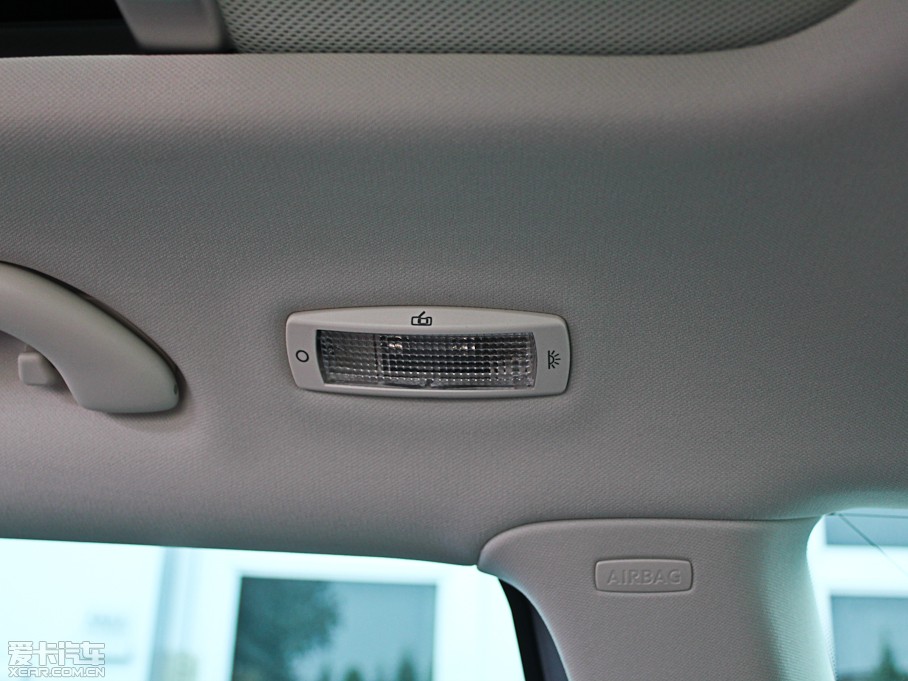 2012~vI܇ 2.0TSI (q)A