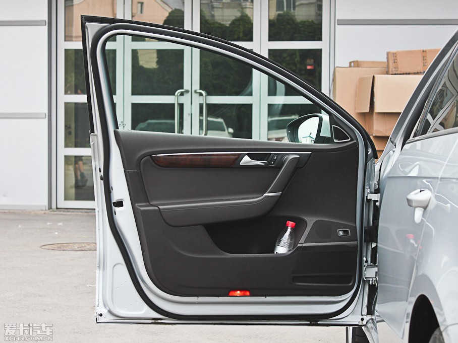 2012~vI܇ 2.0TSI (q)A