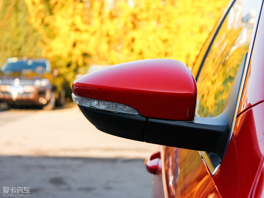 2012~vI܇ 2.0TSI (q)A