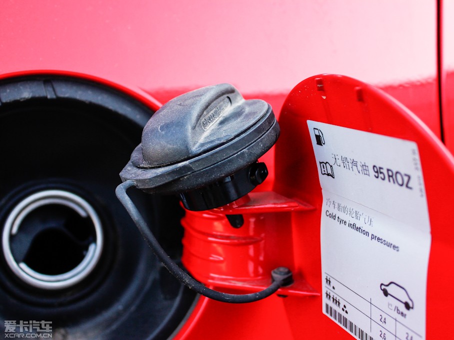 2012~vI܇ 2.0TSI (q)A