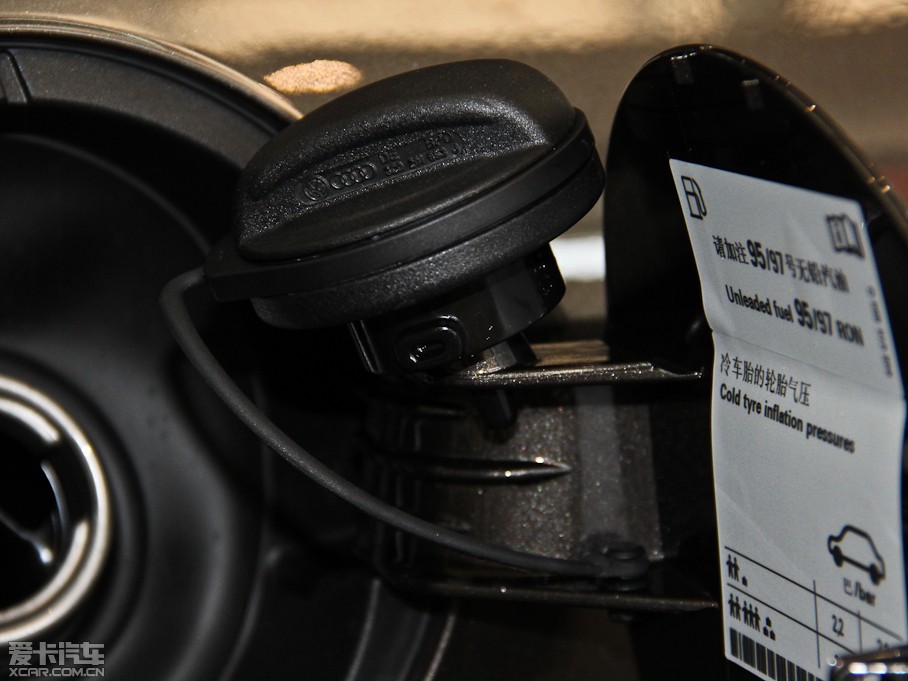 2012~vI܇ 2.0TSI (q)m