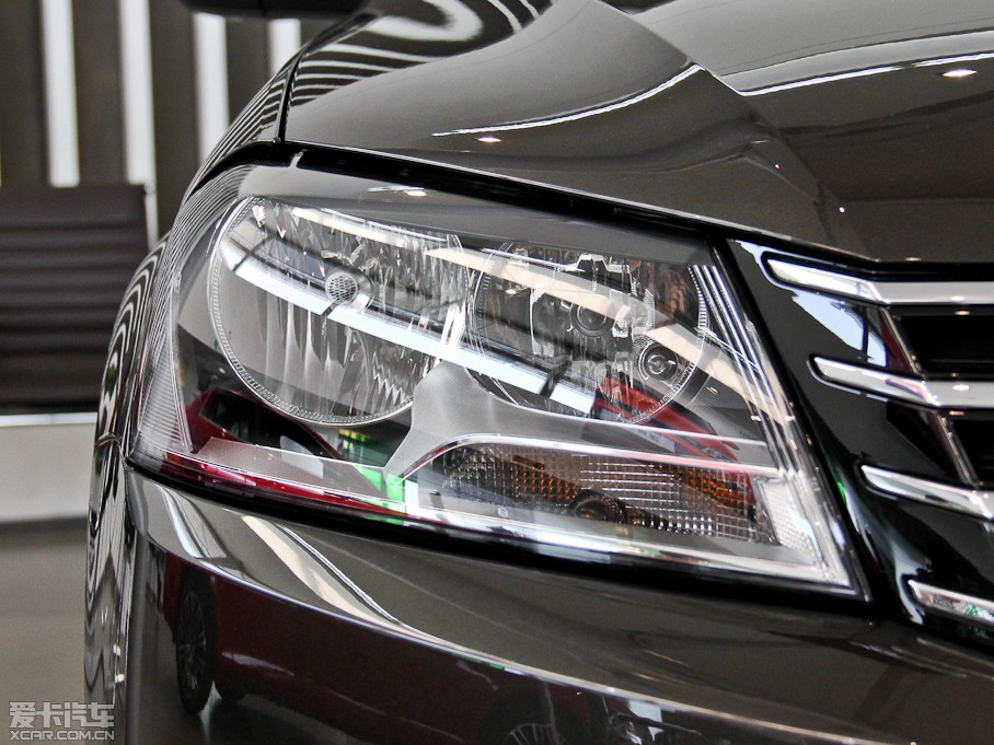 2012~vI܇ 2.0TSI (q)m